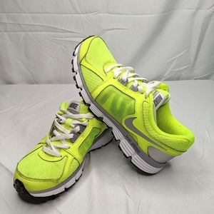 Nike Dual Fusion ST2 Youth Athletic Shoes Size 4Y